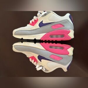 Nike Air Max 90